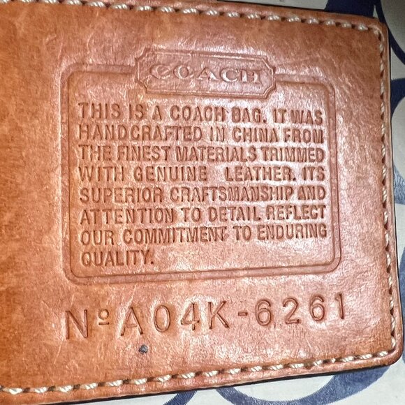 Coach Mini Navy Hampton Weekend Tote Bag - A04K-6261 - Picture 4 of 5